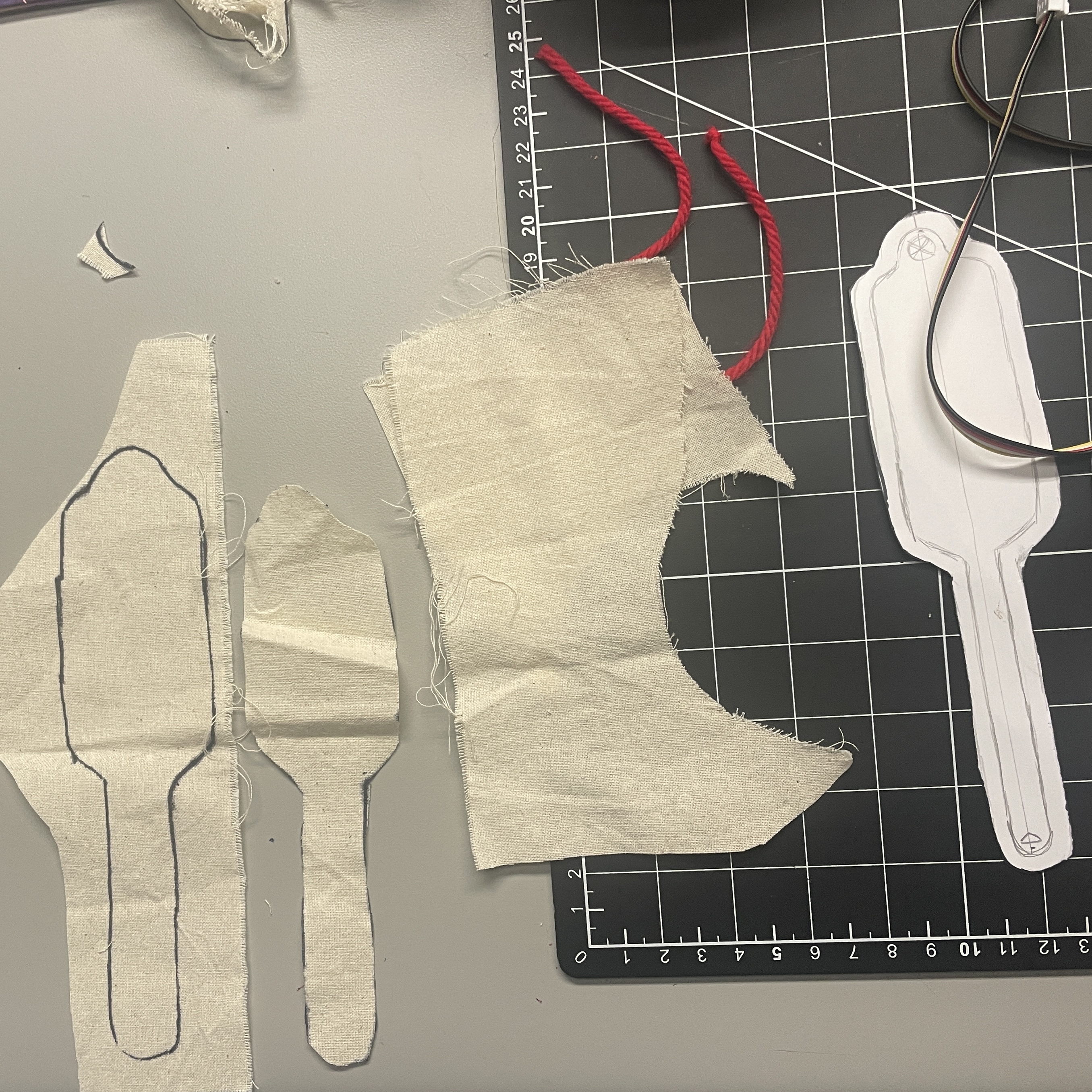 We made paper prototypes to visualize and create measurements for our patch/bracelet prototypes.